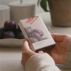Japanese Plum &amp; Rhubarb Soy Wax Melts